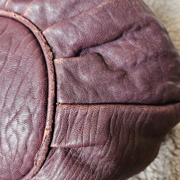 Nordstrom Purple distressed leather hobo purse drawstring bucket bag - Picture 6 of 12